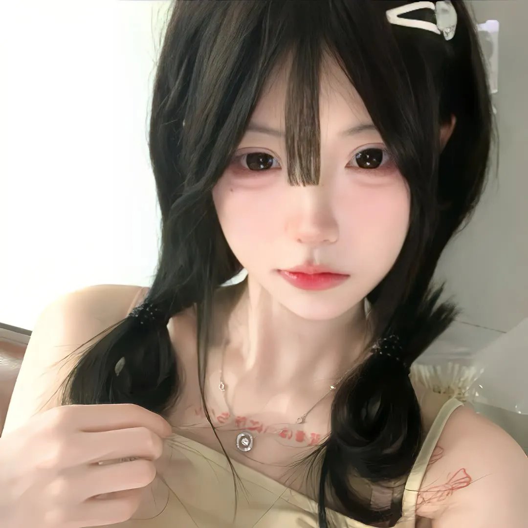 星与月是天上的洞 海报